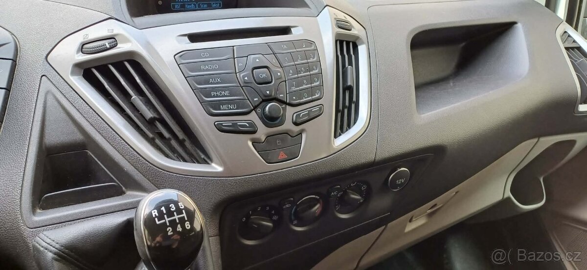 Ford Transit Custom 2.2 TDCi 92 KW, 5 míst - 16