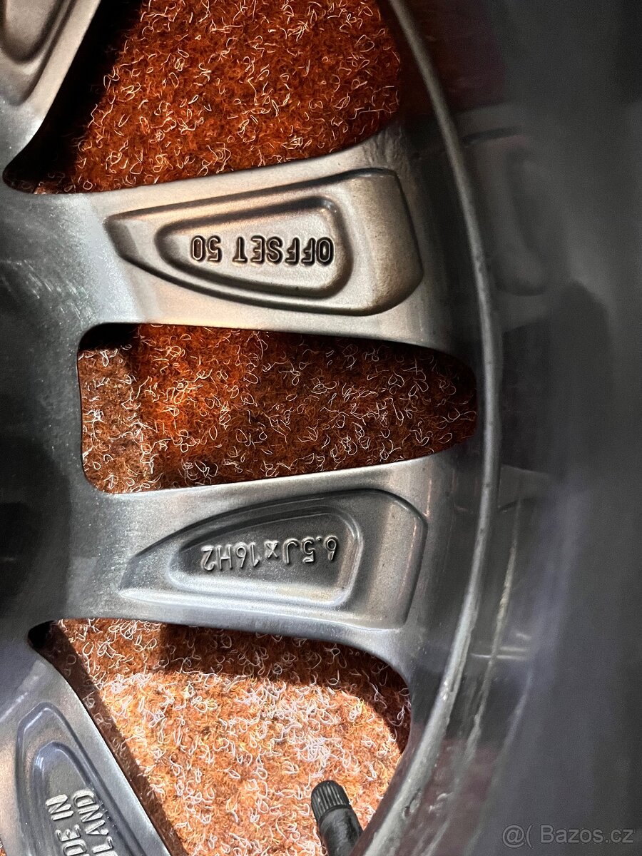 5x114.3 R16 originál disky Hyundai i30 - 16