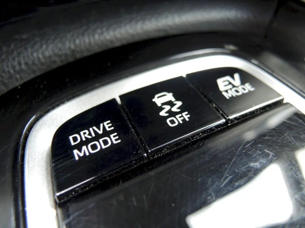 Toyota Corolla Cross, Comfort Business 2,0 Hybrid 4x 1 - 16