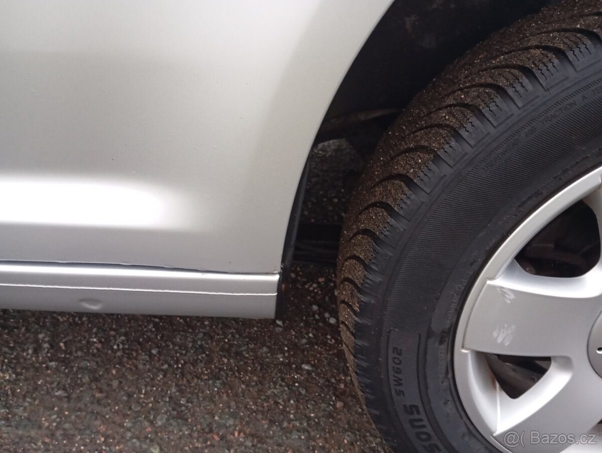 VW Caddy 1.9 Tdi 77kw Life Gewinner, 1.majitelka - 16