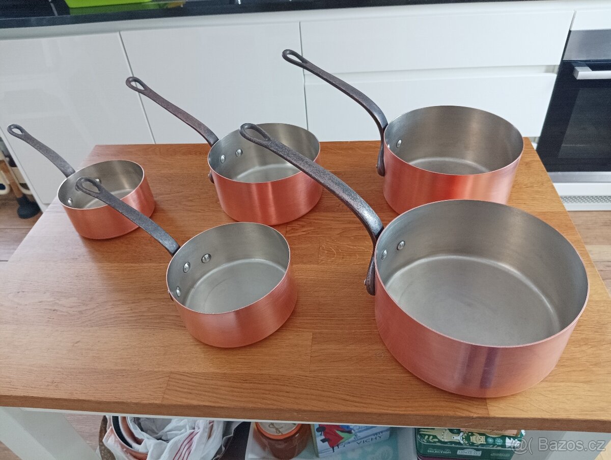 VINTAGE KVALITNÍ MĚDĚNÉ HRNCE TOURNUS FRANCIE 70.LÉTA - 16