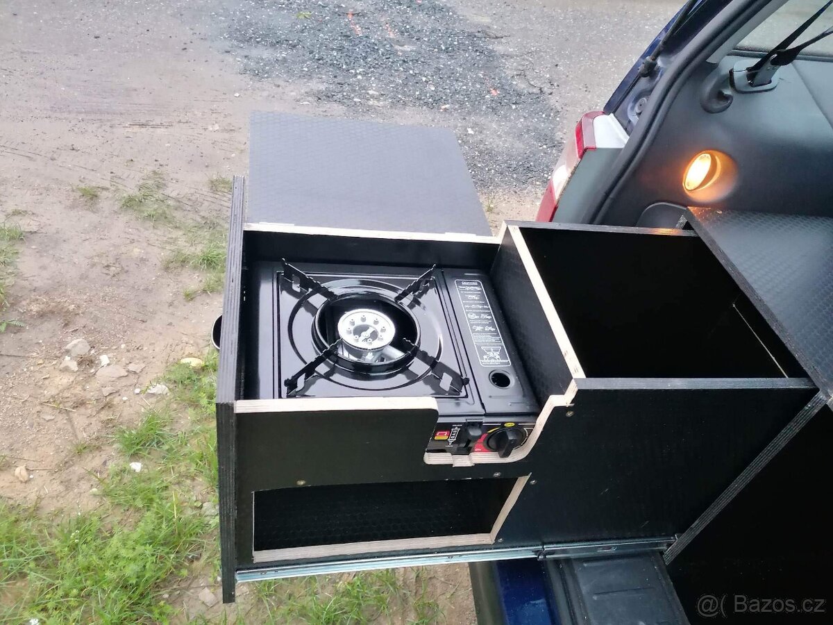 Spací vestavba do Ford Galaxy - 16