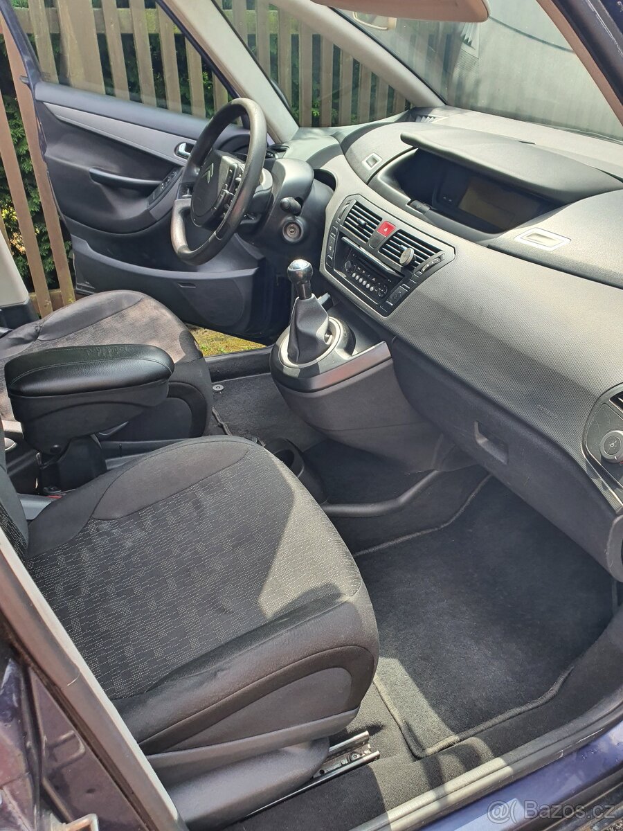 Citroën C4 Picasso - 16