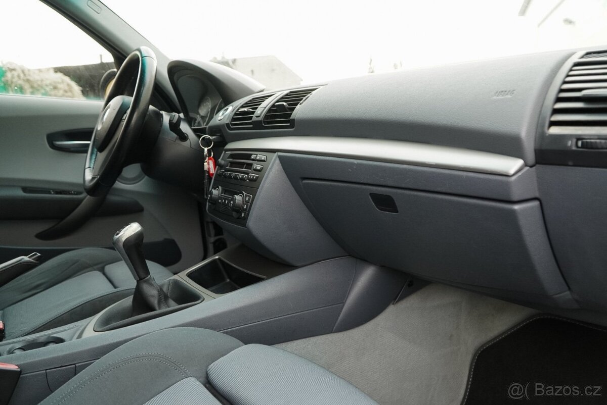 BMW Řada 1 118i Sport - 16