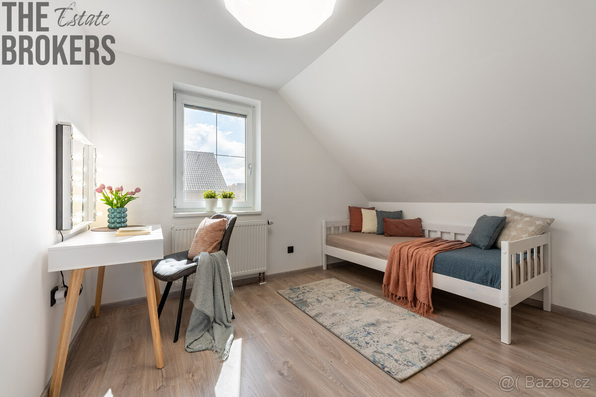 Prodej rodinného domu, užitná plocha 124 m², pozemek 1000 m, - 16