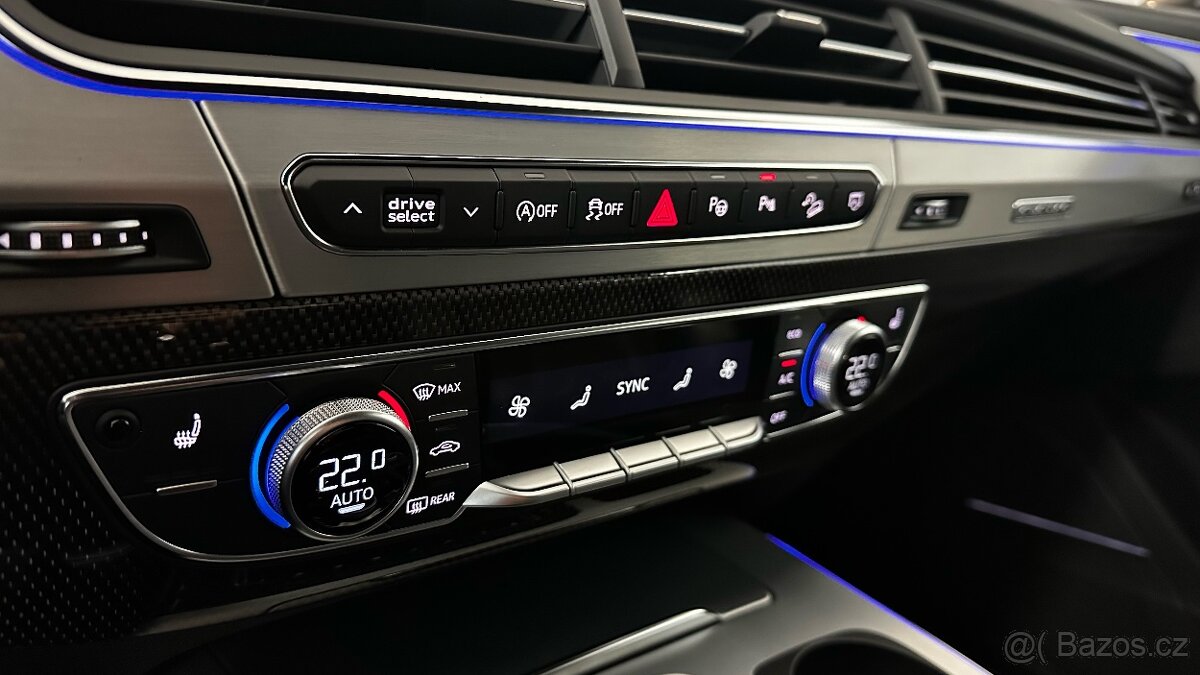 AUDI SQ7, 4.0 V8T, výbava, bez nehod, prav.servis ČR - 16