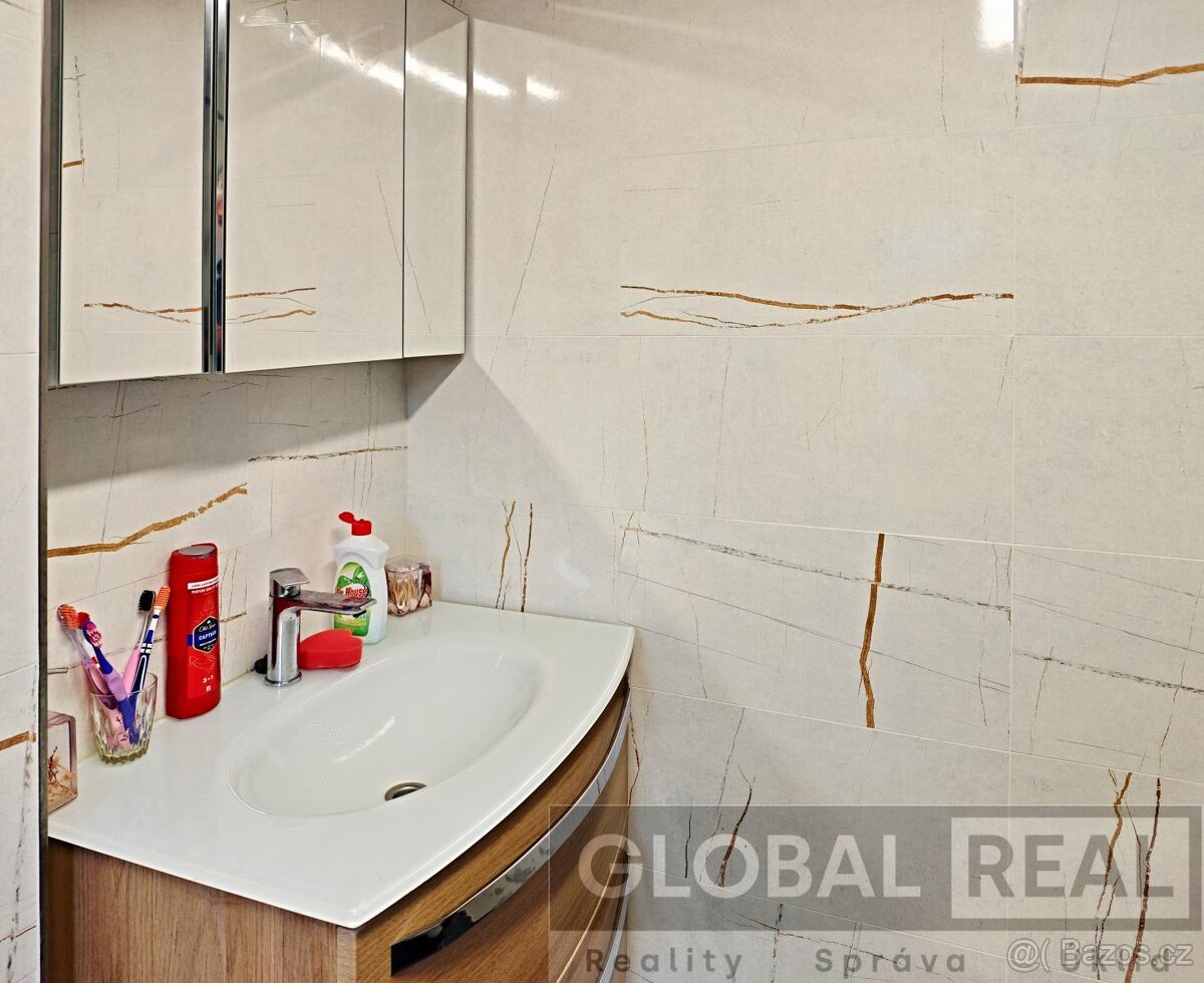 Prodej rekreační chaty po částečné rekonstrukci - u rybníka - 16