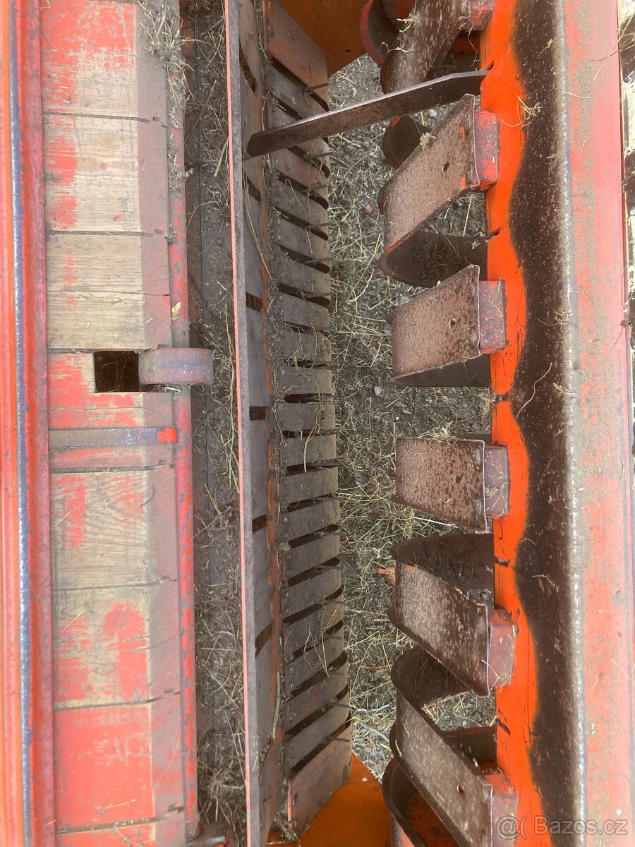 Sběrací vůz Hagedorn - 16