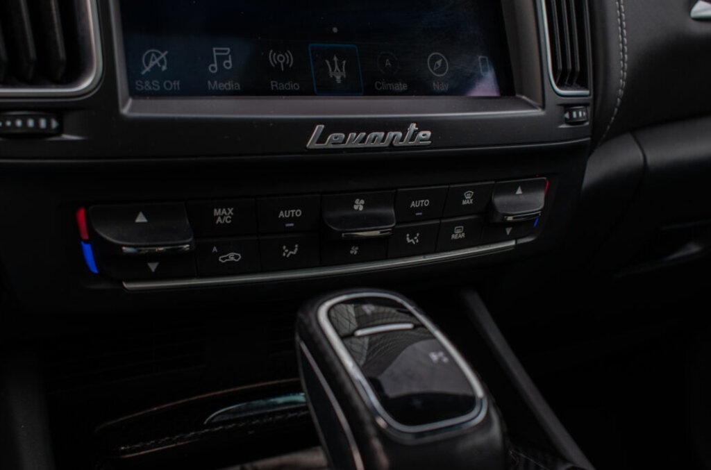 Maserati Levante SQ4 - 16