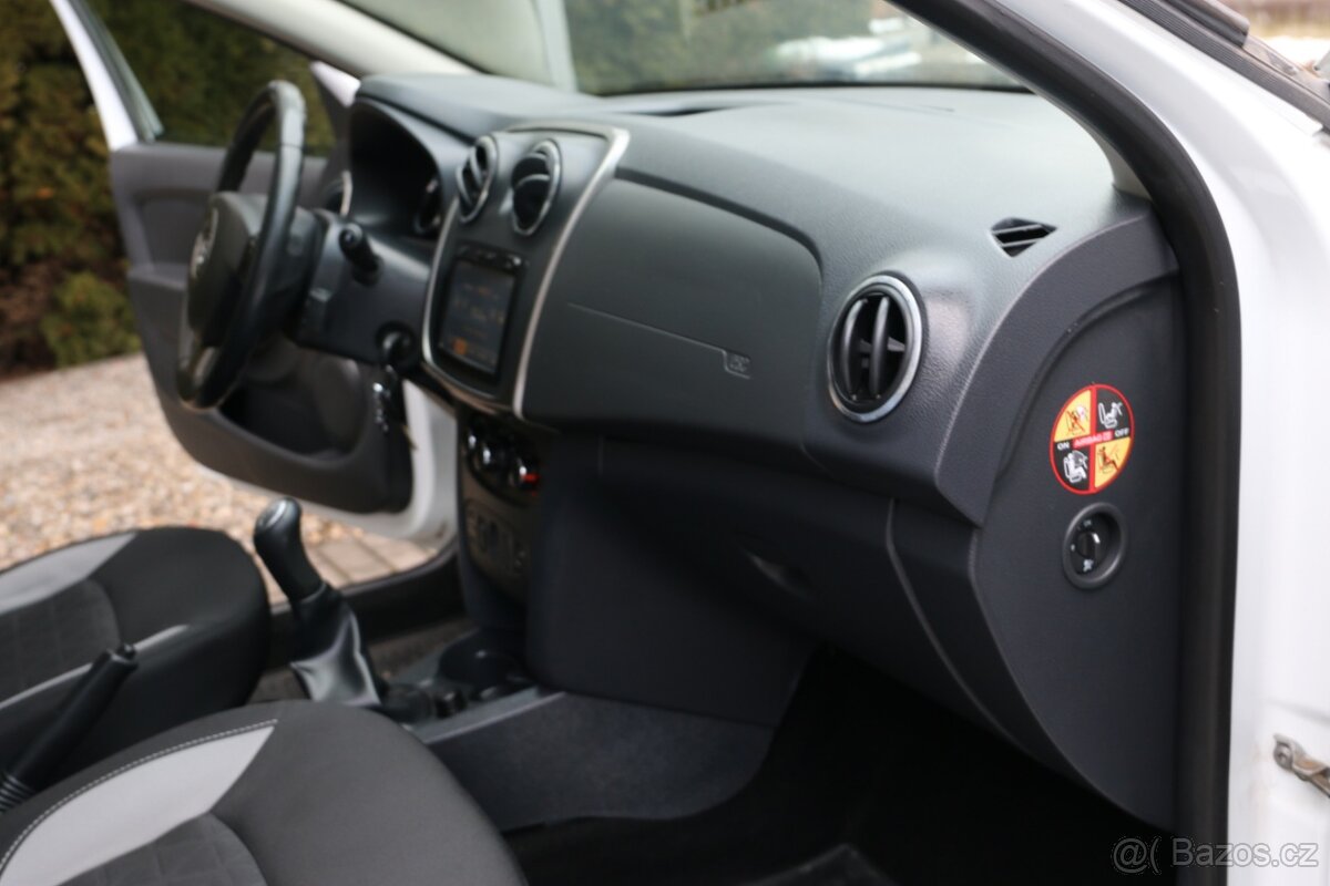 Dacia Sandero 0.9 ČR, Navigace - 16