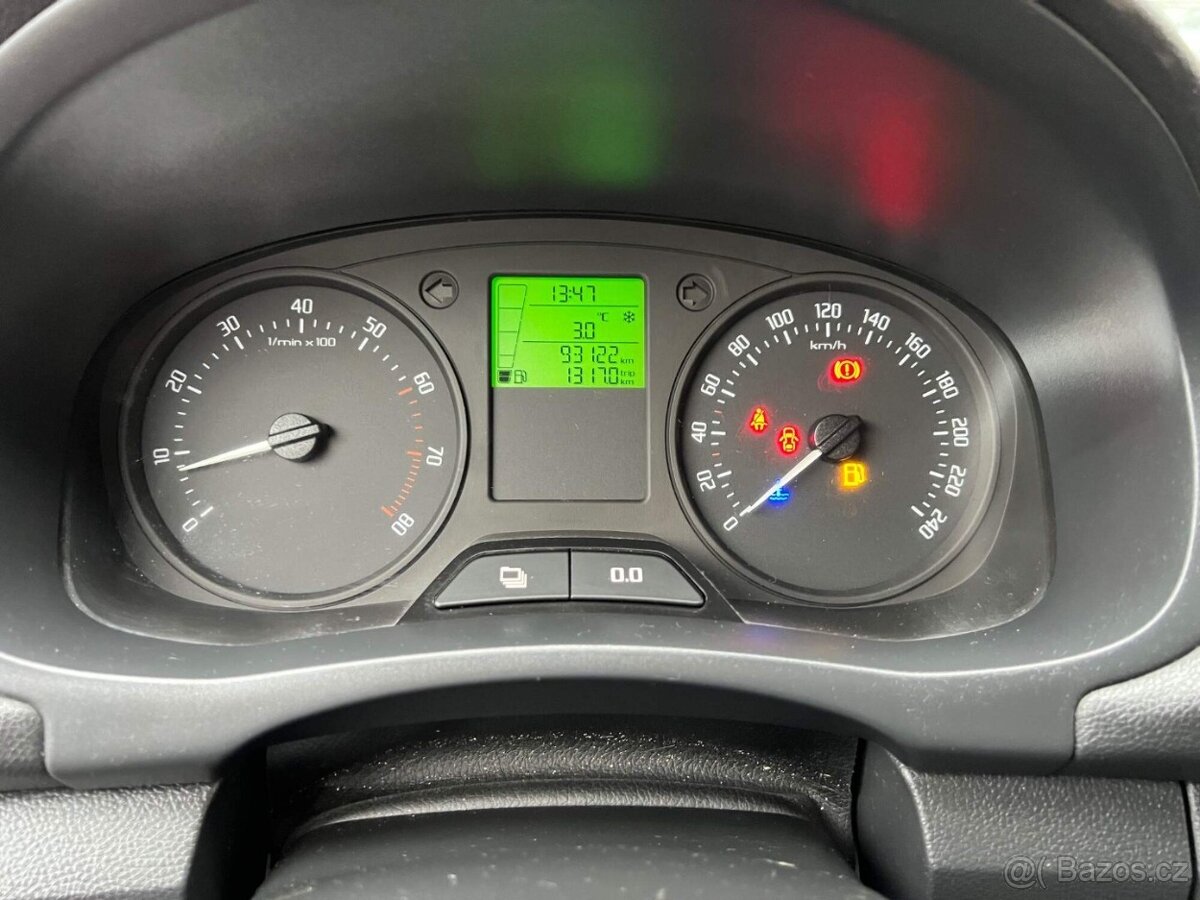 ŠKODA ROOMSTER 1.2 TSI 63 kW 2010 93tkm nové ČR 1. maj - 16