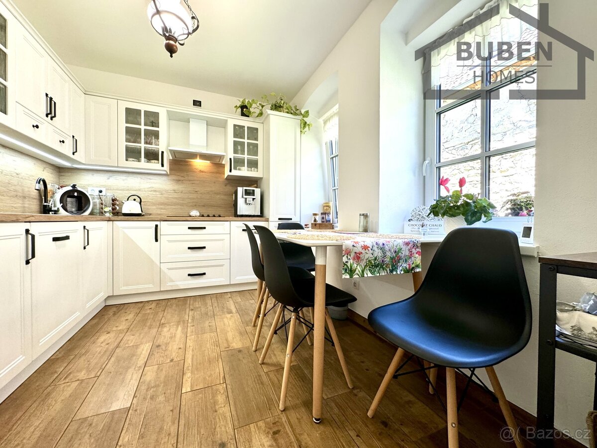 Venkovské stavení 5+1 po kompletní rekonstrukci (320 m²) se - 16