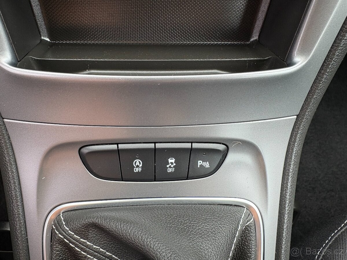 Opel Astra combi 1.6 CDTi,81kw,ČR,DPH,ENJOY - 16