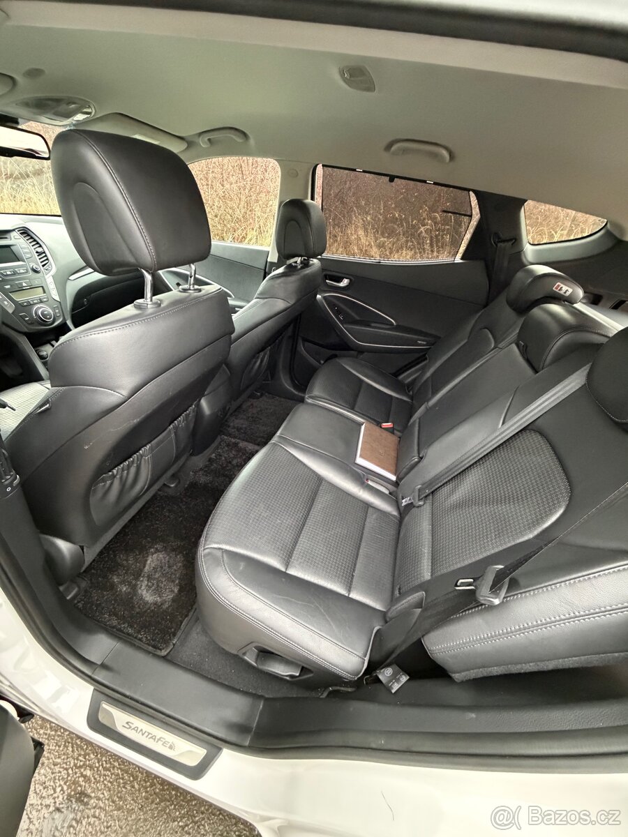 Hyundai Santa Fe - 16