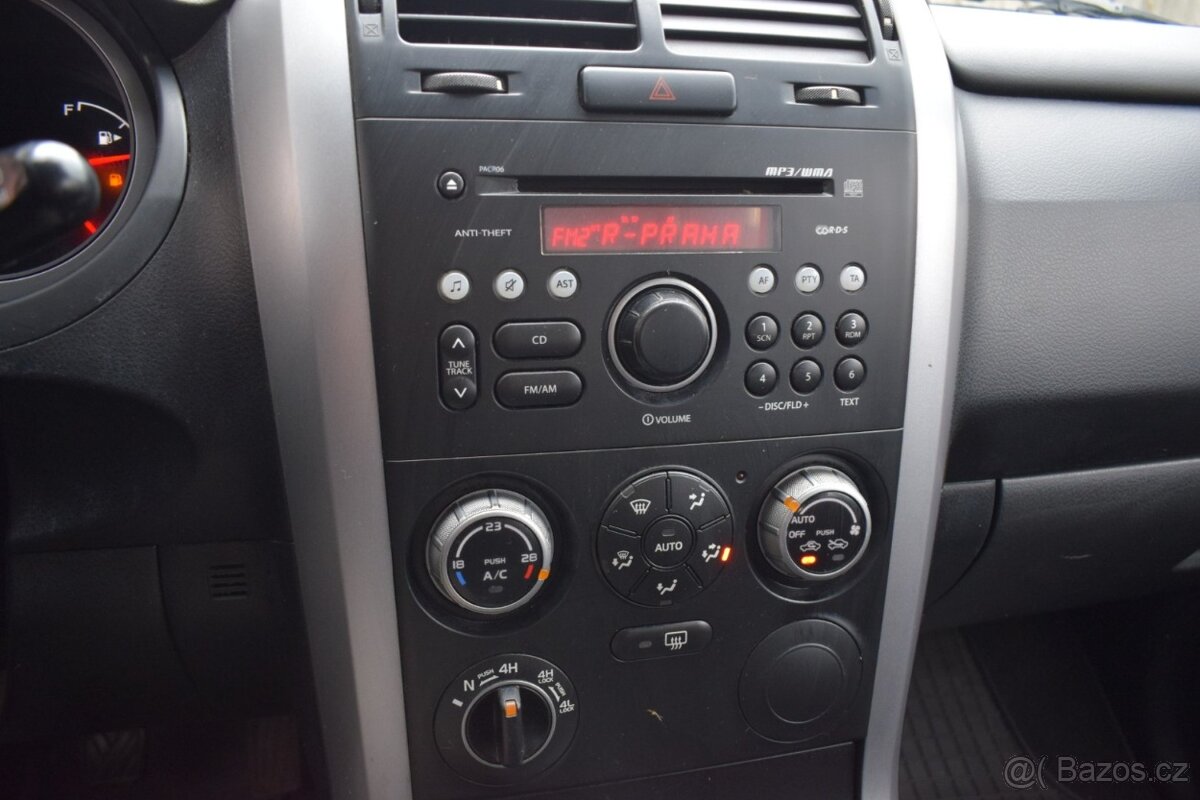 Suzuki Grand Vitara 1.9DDiS 4X4/MANUÁL/ČR/TAŽNÉ/AC - 16