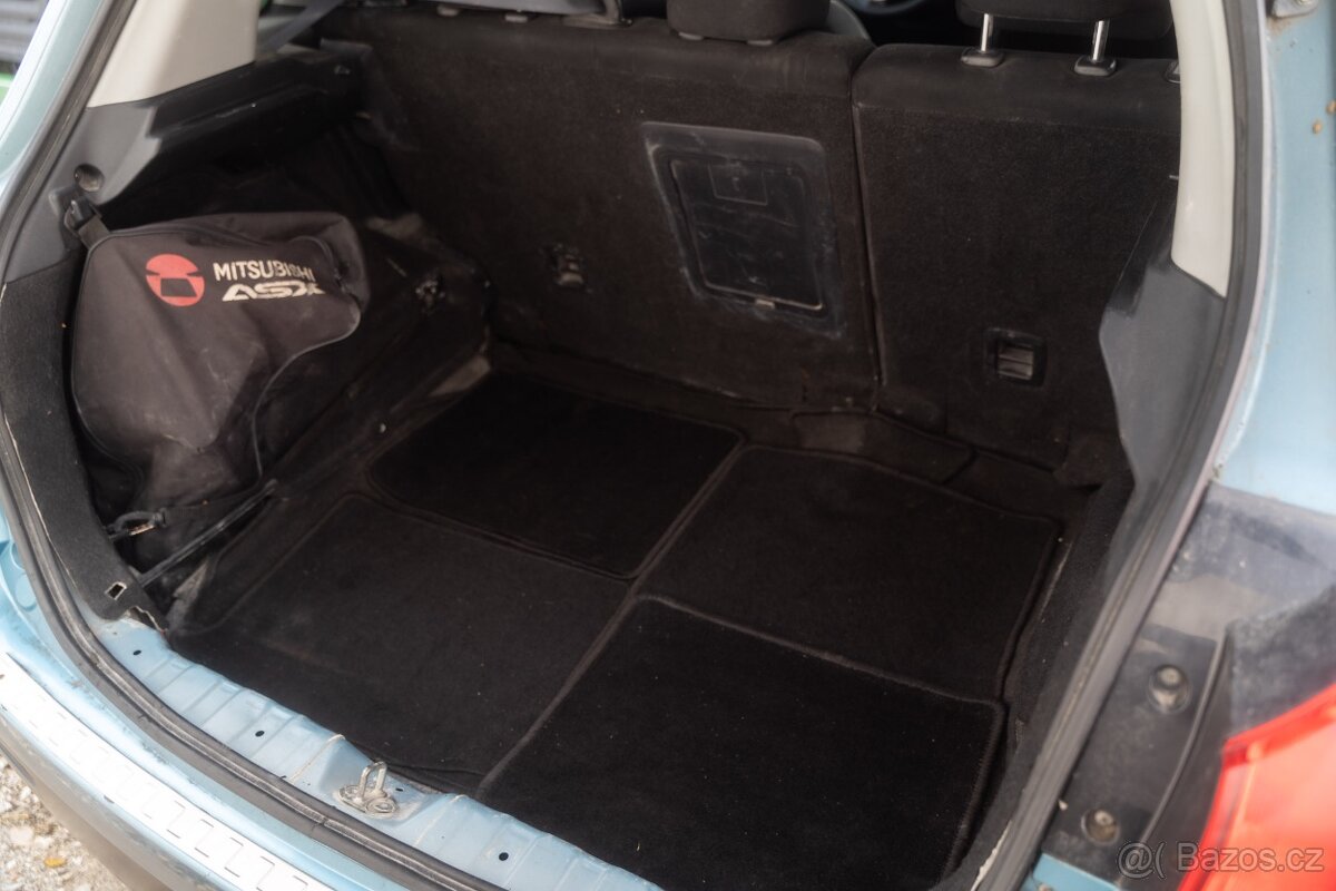 Mitsubishi ASX - 16