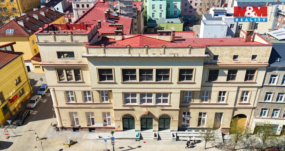 Pronájem komerčních prostor,120 m², Opava, Masarykova třída - 16