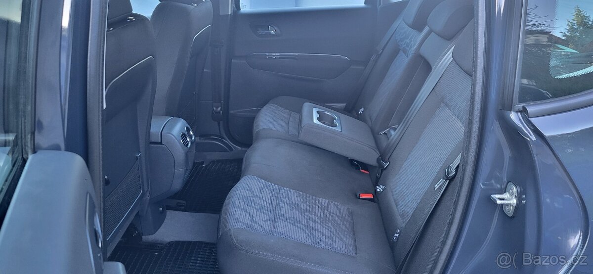 Peugeot 3008 1,6i - 88kw. EURO 5 - PĚKNÝ STAV / 89 000km - 16
