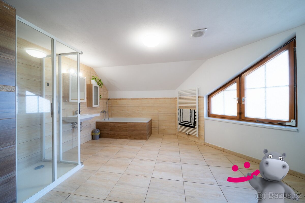 Prodej rodinného domu 251 m², Vsetín, ev.č. 58683 - 16