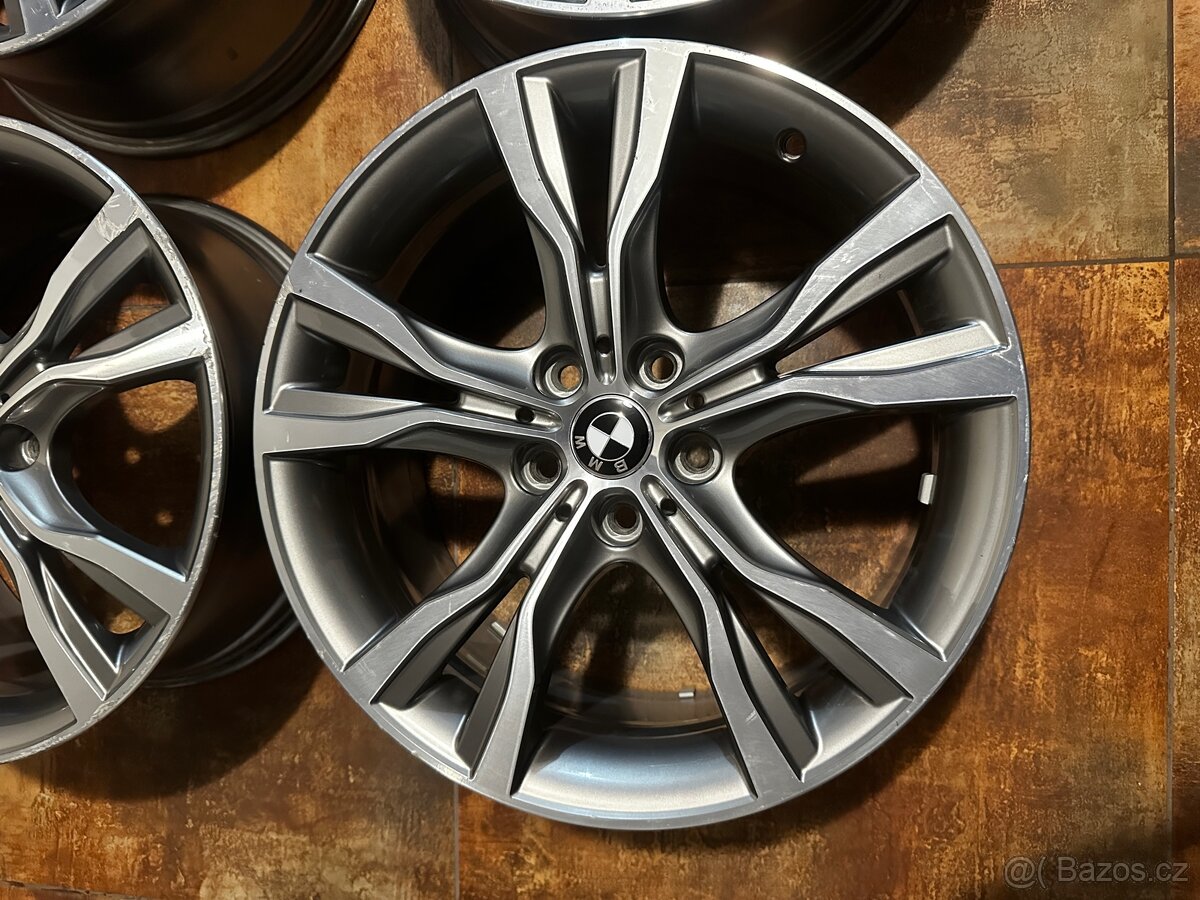 4× originální alu kola BMW 18” – OEM 8 855 093 - 16