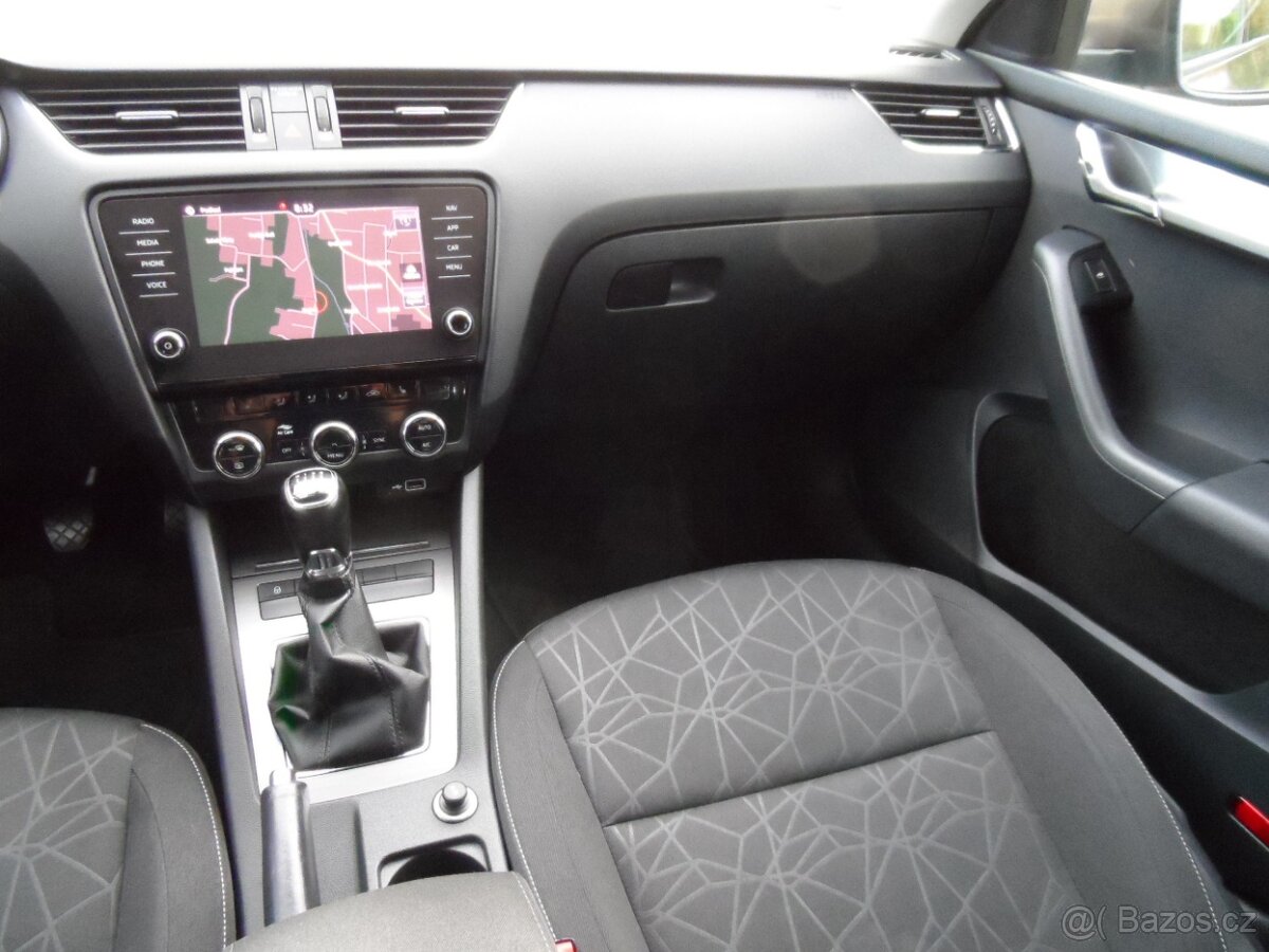 Škoda Octavia 2.0 TDI 110KW,1.Majitel,Navi Edice-Clever - 16