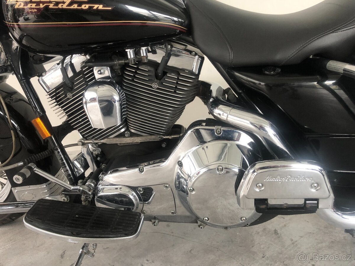 Harley-Davidson Road King - 16