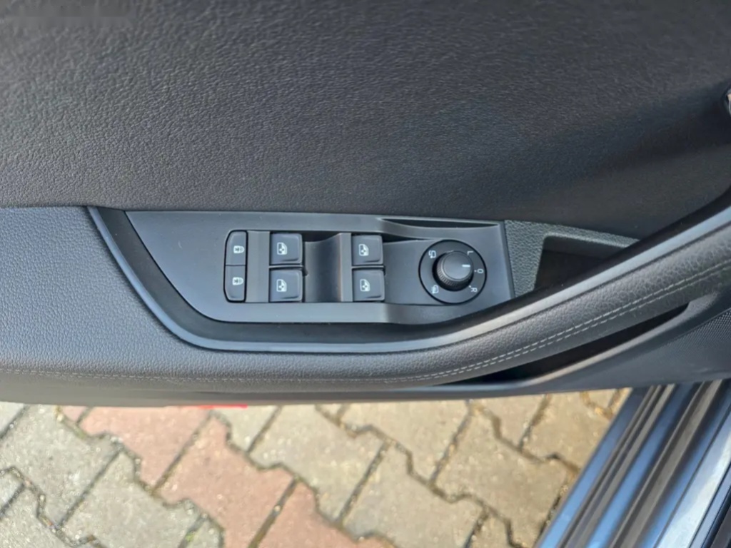 Škoda Superb, COMBI STYLE 2.0TDI / 110kW - 16