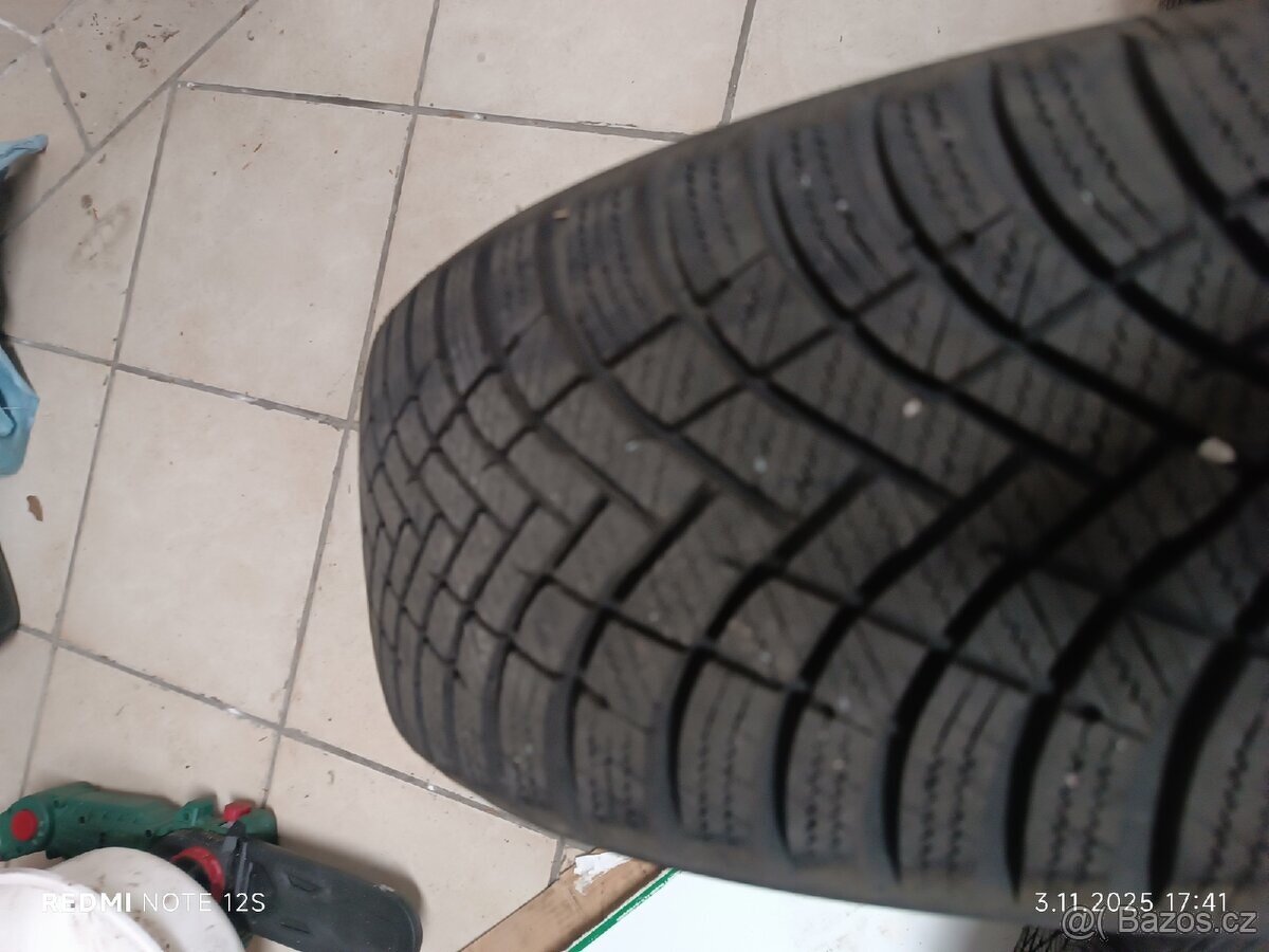 ALU sada kol zimní pneu Hyundai i30 kombi 2023 - 16