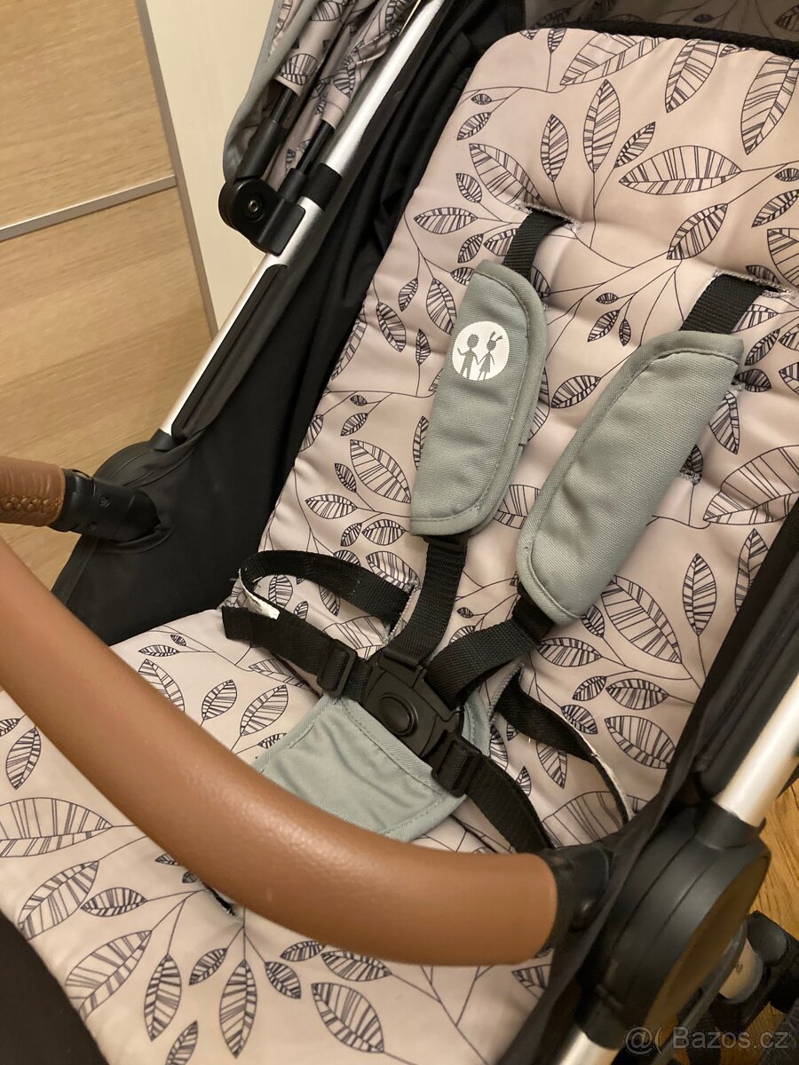 Kočárek Petite&Mars Royal 2023 v zimní výbavě - 16