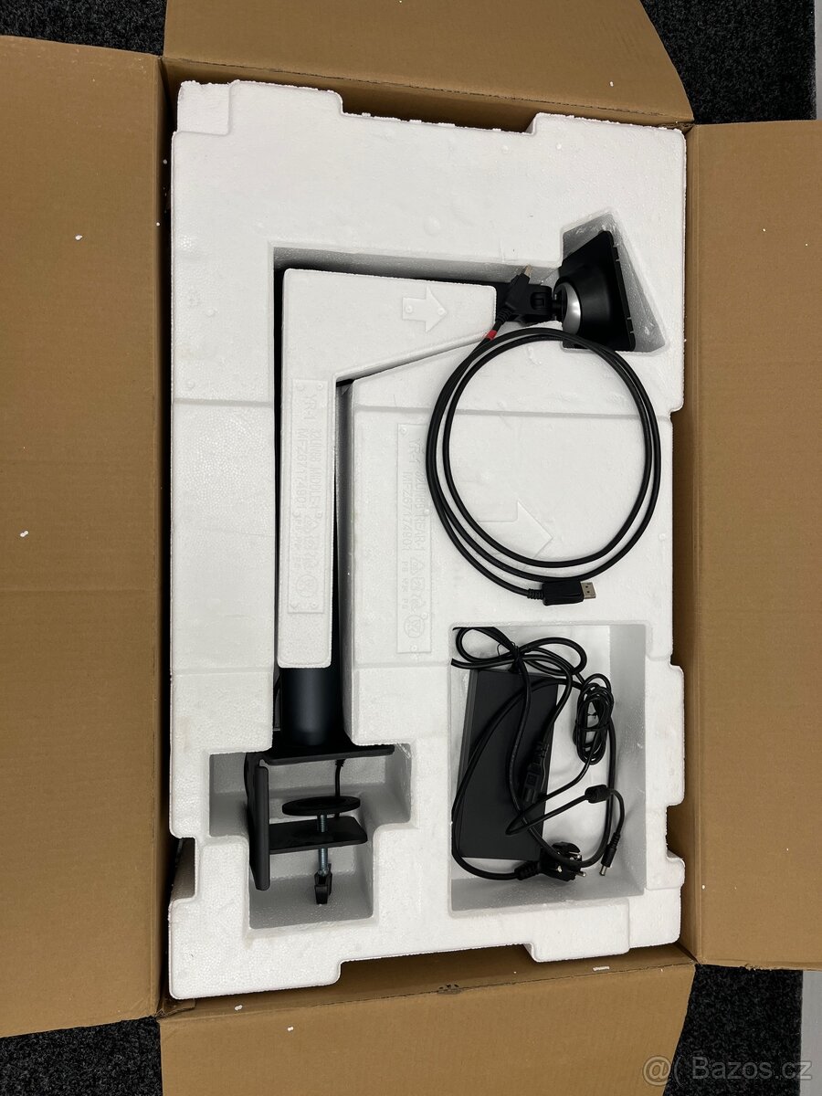 LG 32UN880-B – 31,5" 4K IPS, Ergo stojan, TOP stav - 16