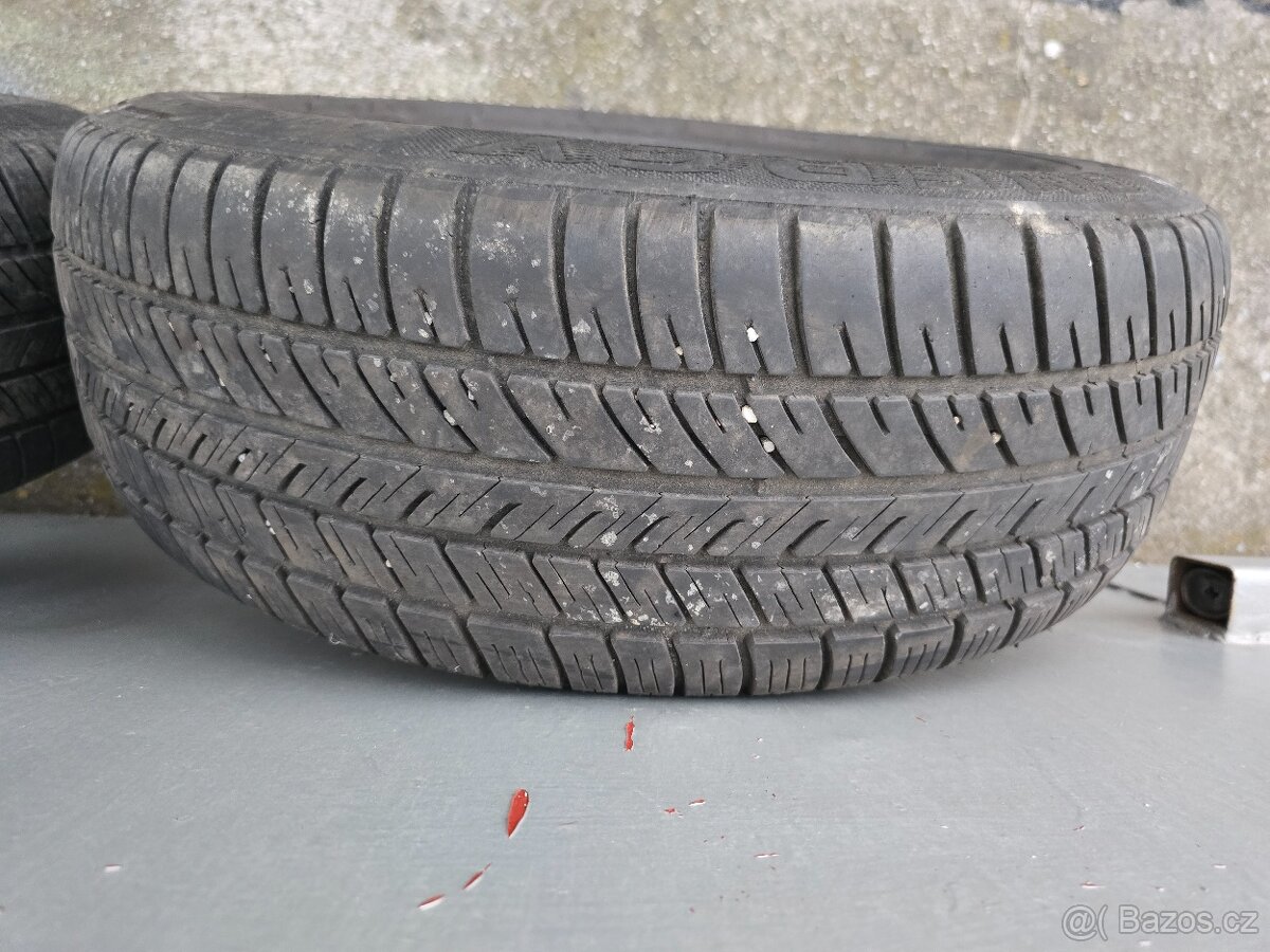 Letní pneu 205/65/15 - 16