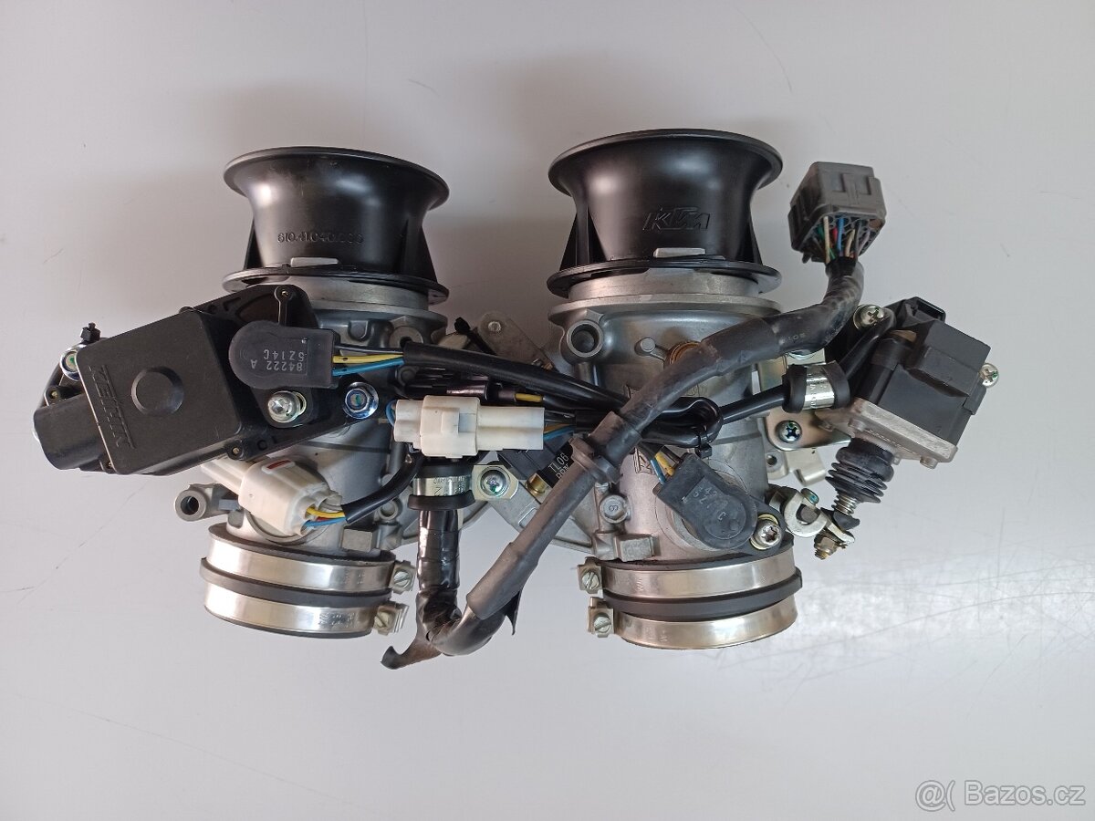 KTM LC8 990 SMT SUPERMOTO - NÁHRADNÍ DÍLY - 16