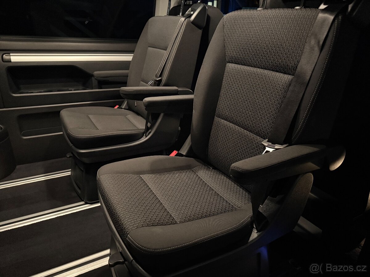 VW Multivan T6 DSG-LED-TAŽNÉ-Šedá metal. Natural Grey - 16