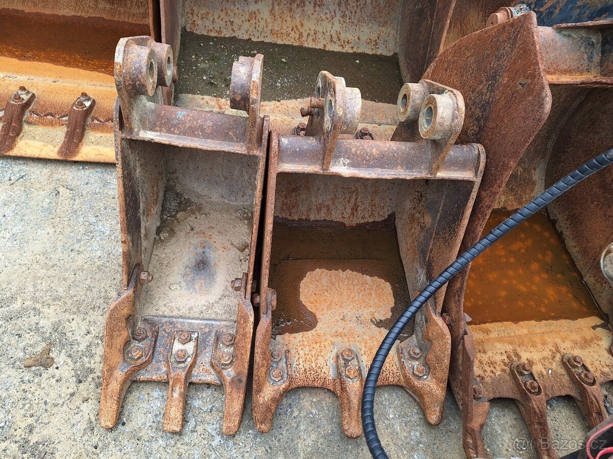 JCB 803 - minirypadlo 3t - 16