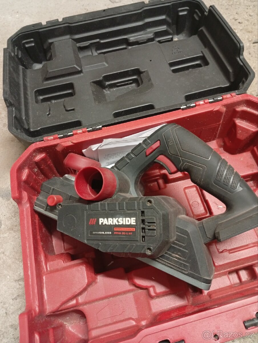 Vybavení do dílny - 16