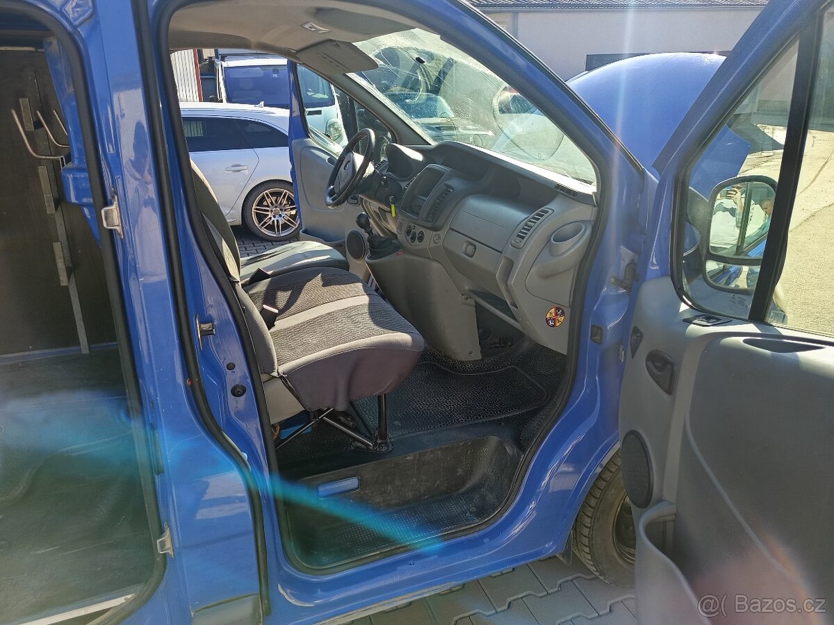 Vivaro - 16