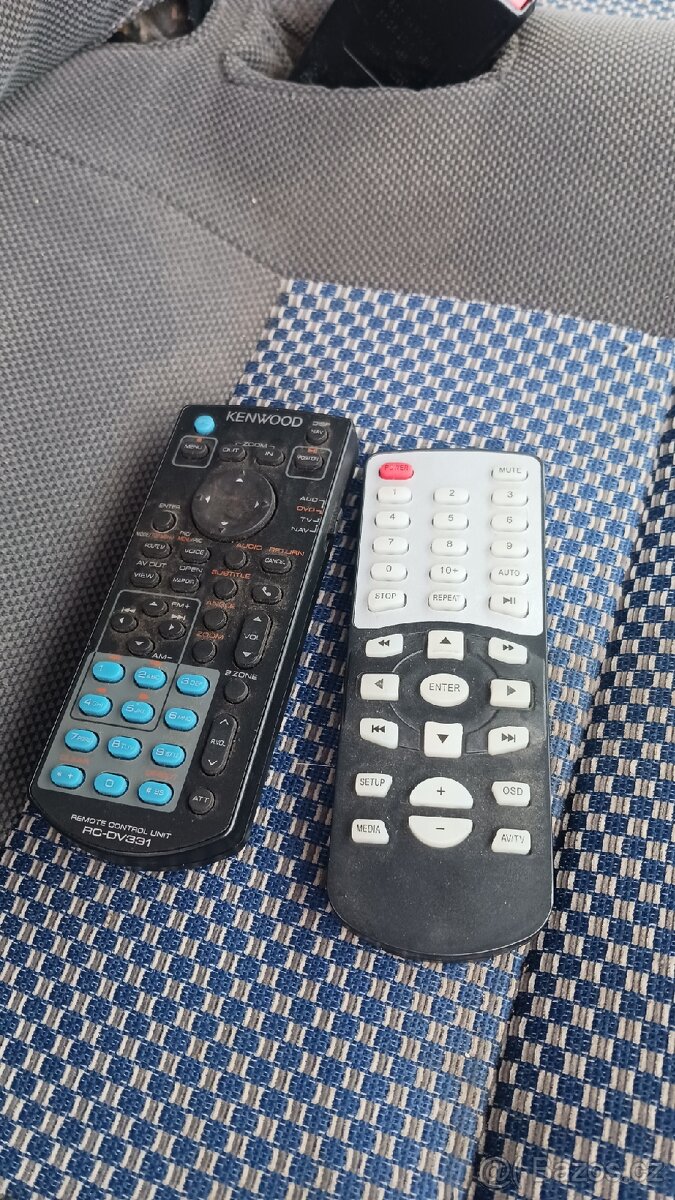 Peugeot Boxer 3.0, 9 míst, webasto
- 16