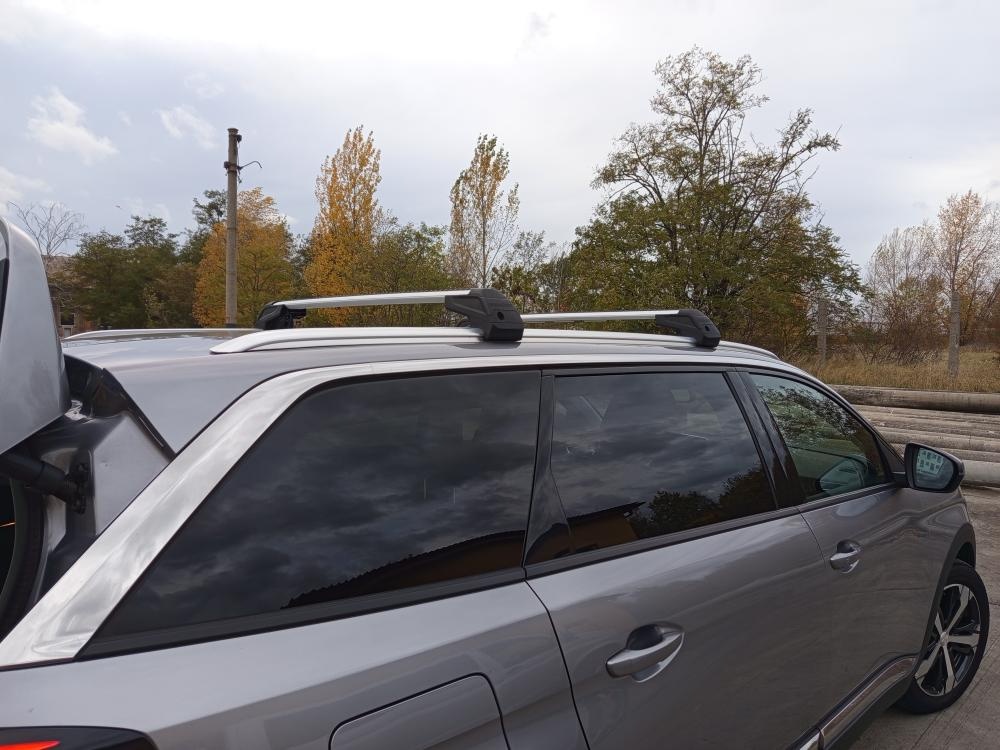 Peugeot 5008 ALLURE 1.5 HDi 130 MAN6 - 16