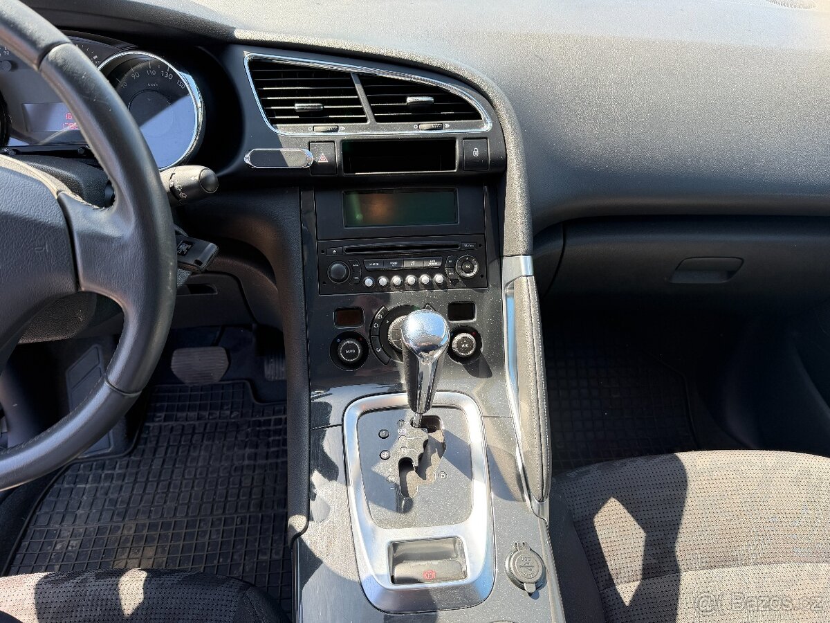 Peugeot 3008 1.6i 16V - 16