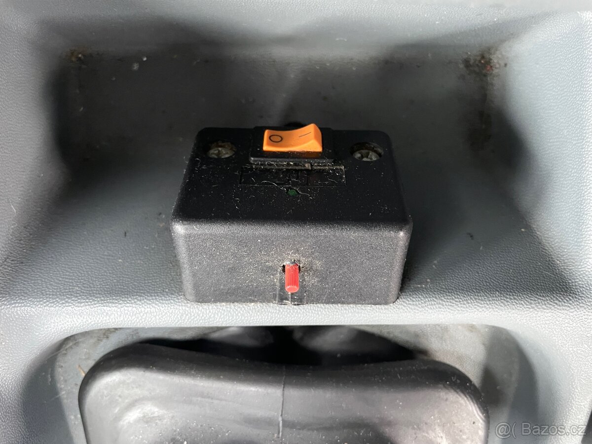 IVECO MASSIF - NA PREDAJ - 16