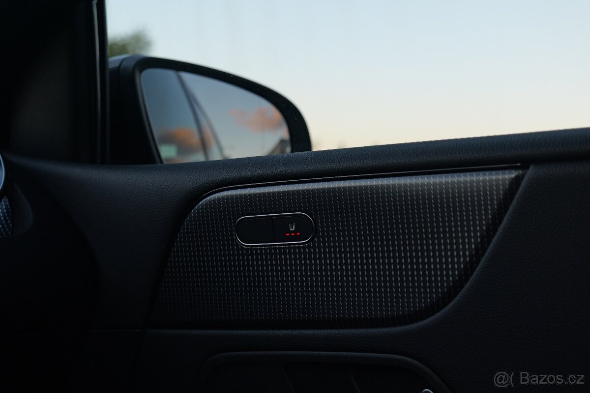 2020 Mercedes-Benz B200d Automat Kamera Tažné Polokůže DPH - 16