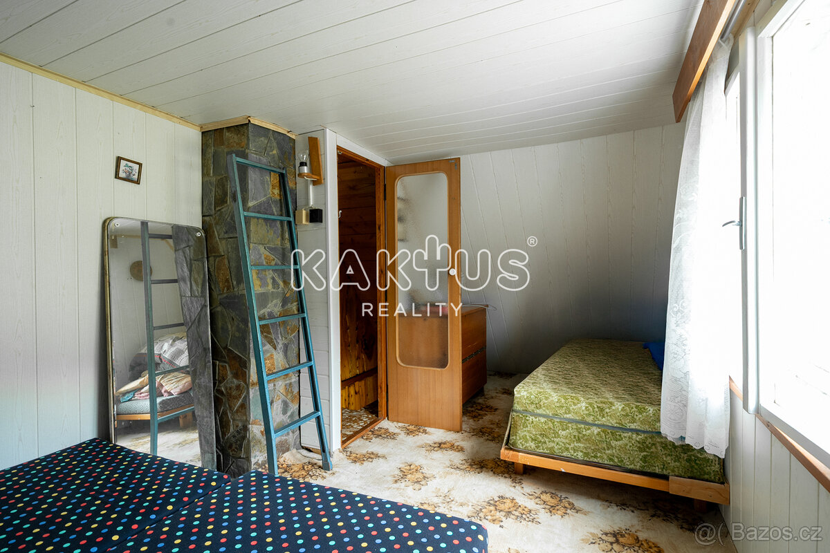 Prodej pozemku s možností výstavby RD o ploše 2870 m² v obci - 16