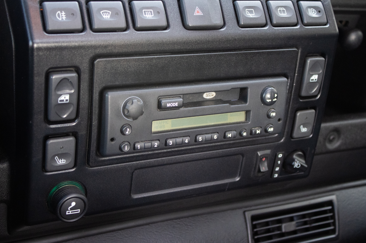 Land Rover Defender 90 2.5 Td5 Hard Top - 16