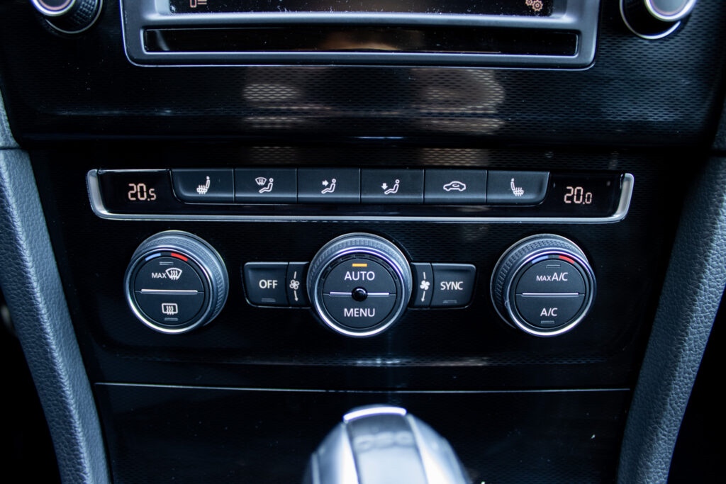 Volkswagen Golf Variant 2.0TDI GTD DSG - 16