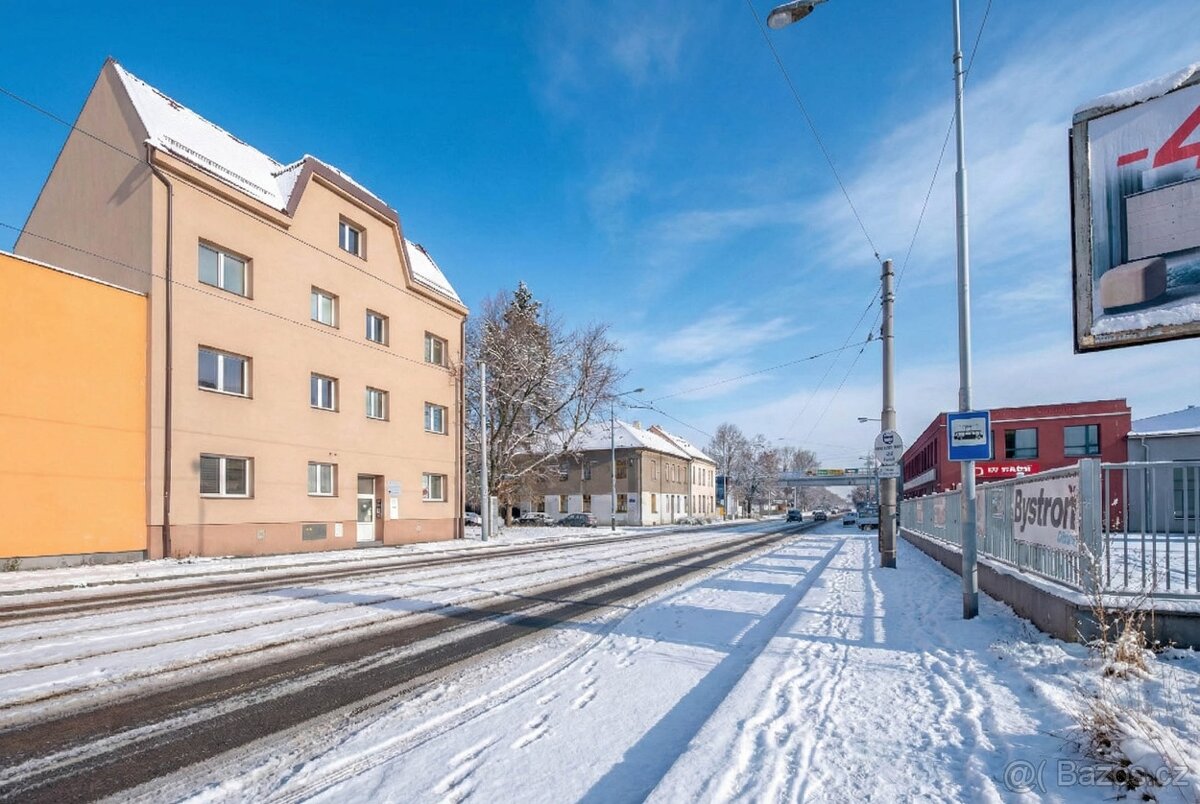 Zrekonstruovaná budova 350 m², výtah, parkoviště, Ostrava - 16