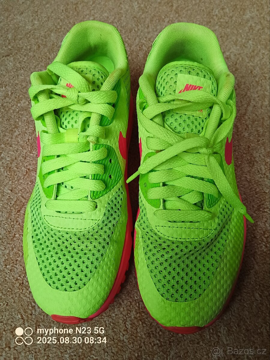Tenisky zn."NIK AIR MAX" limitovaná edice vel."36,5" - 16