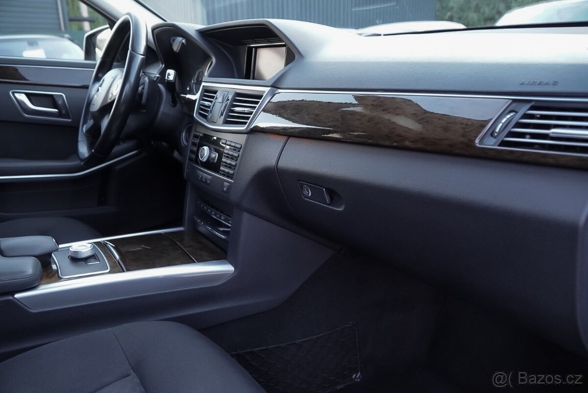 Mercedes-Benz E 220 220 CDI BlueEfficiency - 16