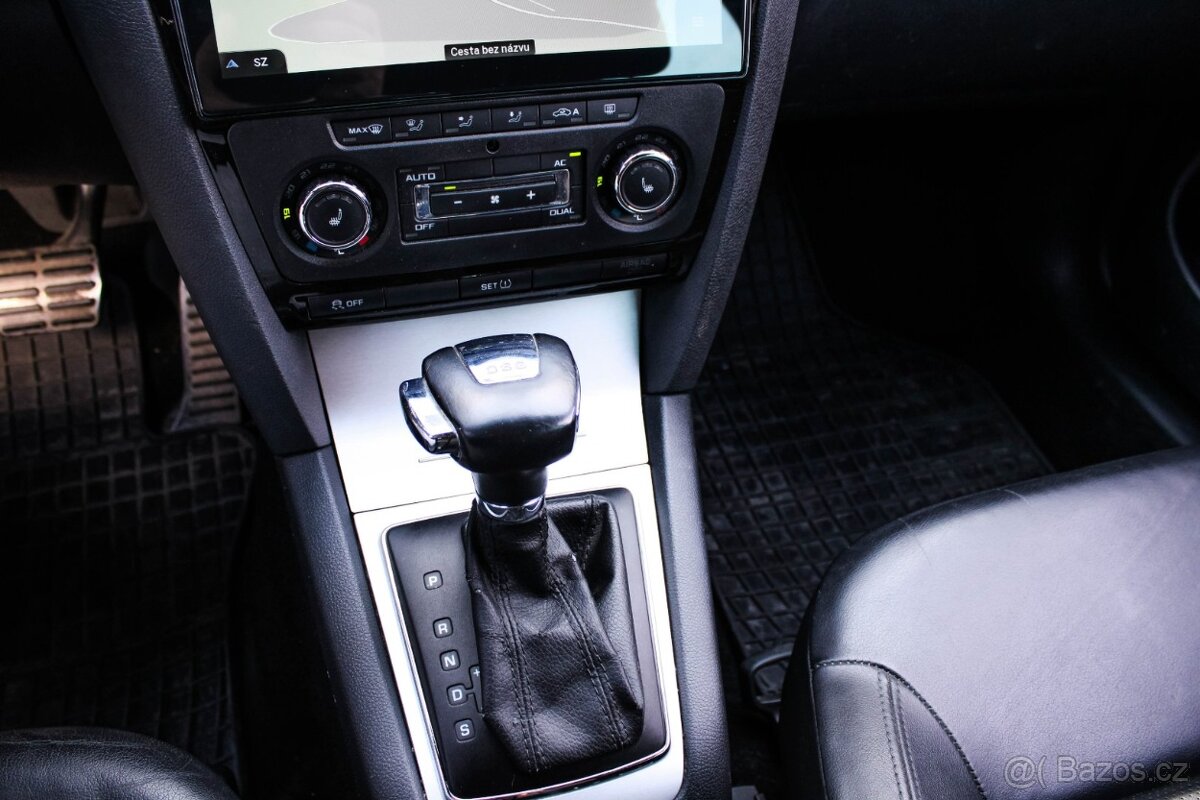 Škoda Octavia Combi RS2 2.0 TFSI RS DSG - 16