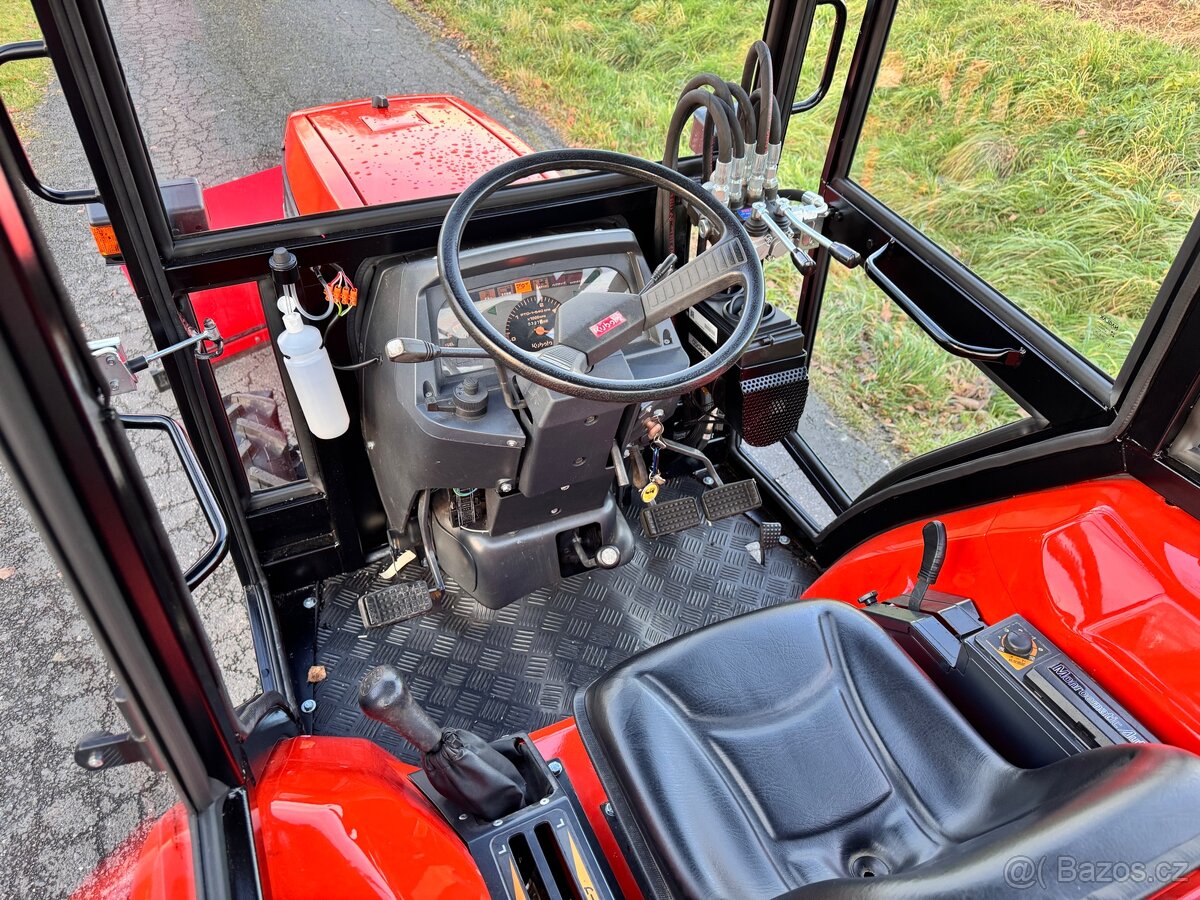 Malotraktor KUBOTA GL21 vyhřívaná kabina • radlice + sypač - 16