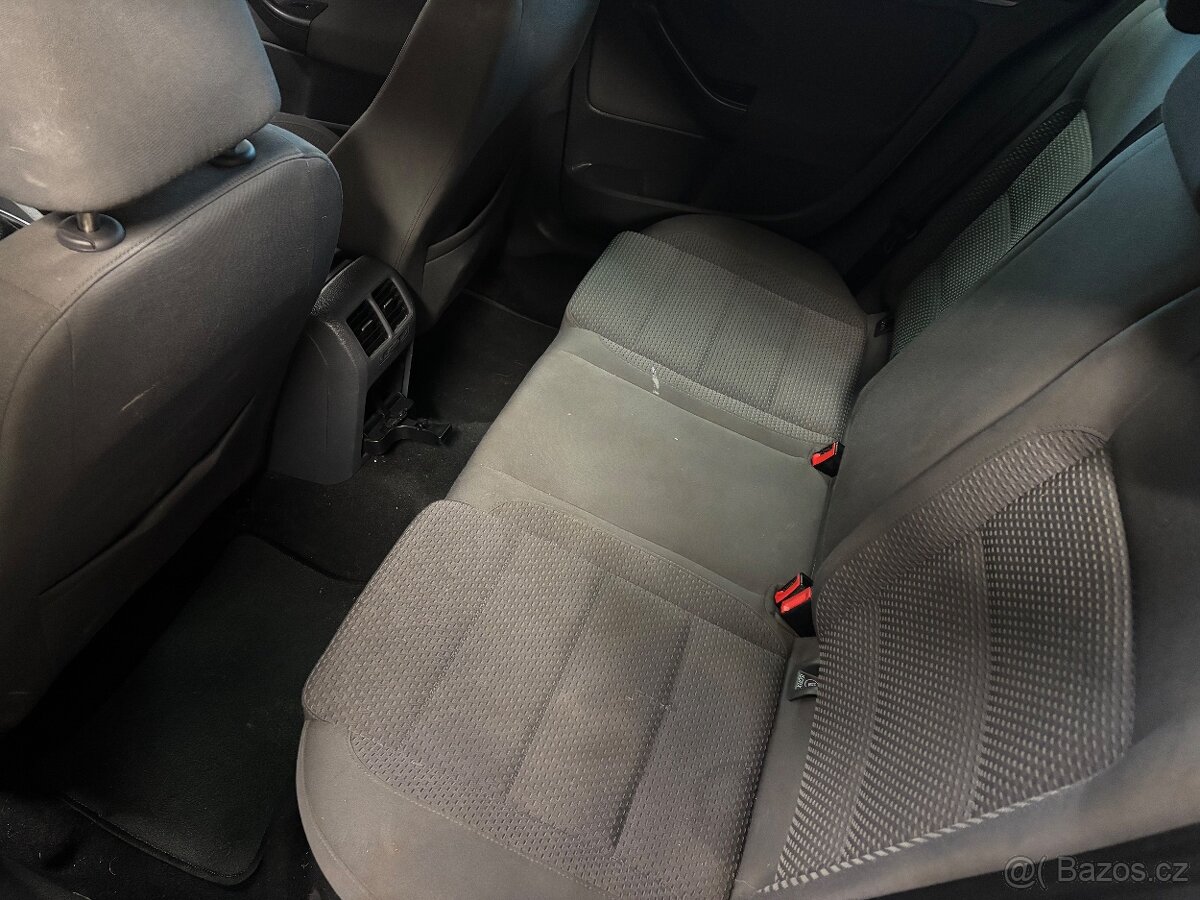 Volkswagen Golf 5 2.0TDI - 16